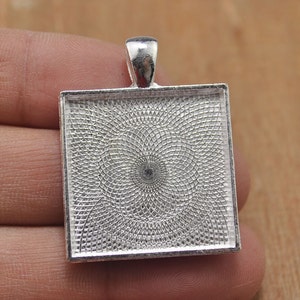 20PCS Pendant Trays,25MM 1 inch Vintage Cameo Cabochon Base Setting Pendants-Silver Blank Square Pendant Trays