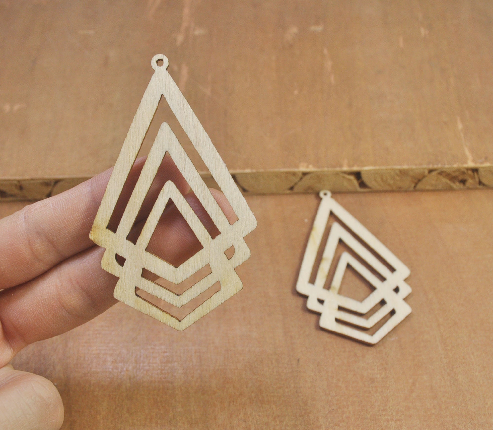 500 Stück Holzperlen Fass-Form - 8x7mm Mit 3mm Loch Für Bastelarbeiten