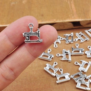 30pcs Antique Silver Sewing Machine Charm double Sided Charms,Metal Sewing Machine Pendant,Jewelry Craft Supply -15mm