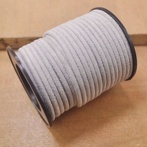 ¡Nuevo! Cordón redondo, 10Yardas 3 mm gris claro Faux Suede Cord Encaje Collar de cuentas Collar que hace pulsera de cuerda, Cordón de gamuza vegana-27 #