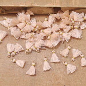 Nude,20Pcs 10mm Mini Cotton Tassel,Teeny Tiny Tassel with gold jumpring,Handmade Earring Tassels,Short Tassels,thread tassel,FF27#