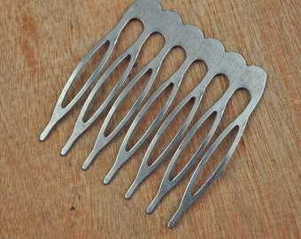 7 teeth Metal Hair Combs,50pcs Silver Gray Metal Hair Combs,Works Great with Filigree Flowers / Resin Cabochons--36x38mm.