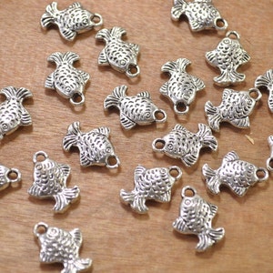 30pcs vis Charms, vis Hangers, Animal Charms, antiek zilveren ketting Earring hanger - 15 x 12 mm