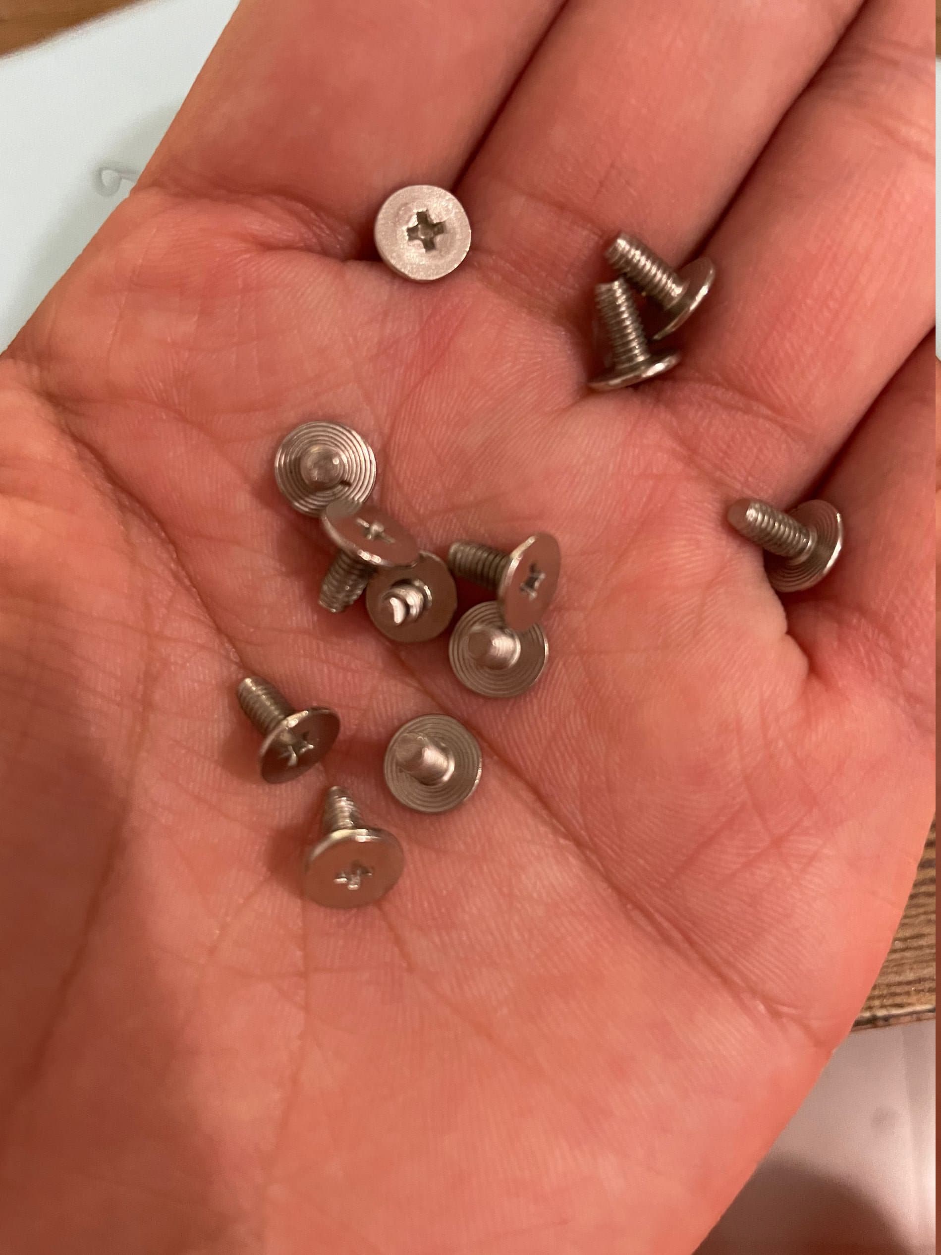 パンクロックイヤリングDouble Sideスパイクリベットスタッドイヤリングステンレス鋼耳スタッドアクセサリー　並行輸入品 パンクロックイヤリングDouble Sideスパイクリベットスタッド