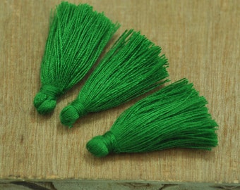 Mini Tassel,3cm Cotton Tassels/Tiny Short Tassel/Green Mini Cotton Tassel/Handmade Cotton Thread Tassel/Teassel Pendant/Craft Tassel