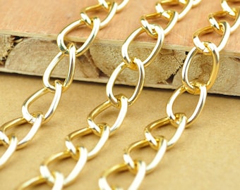 Chain,Light Gold aluminium chain,1 meter-3.3 feet, twist Cable Link chain,Aluminium Open LInks Chain,Metal Findings--10x15mm.