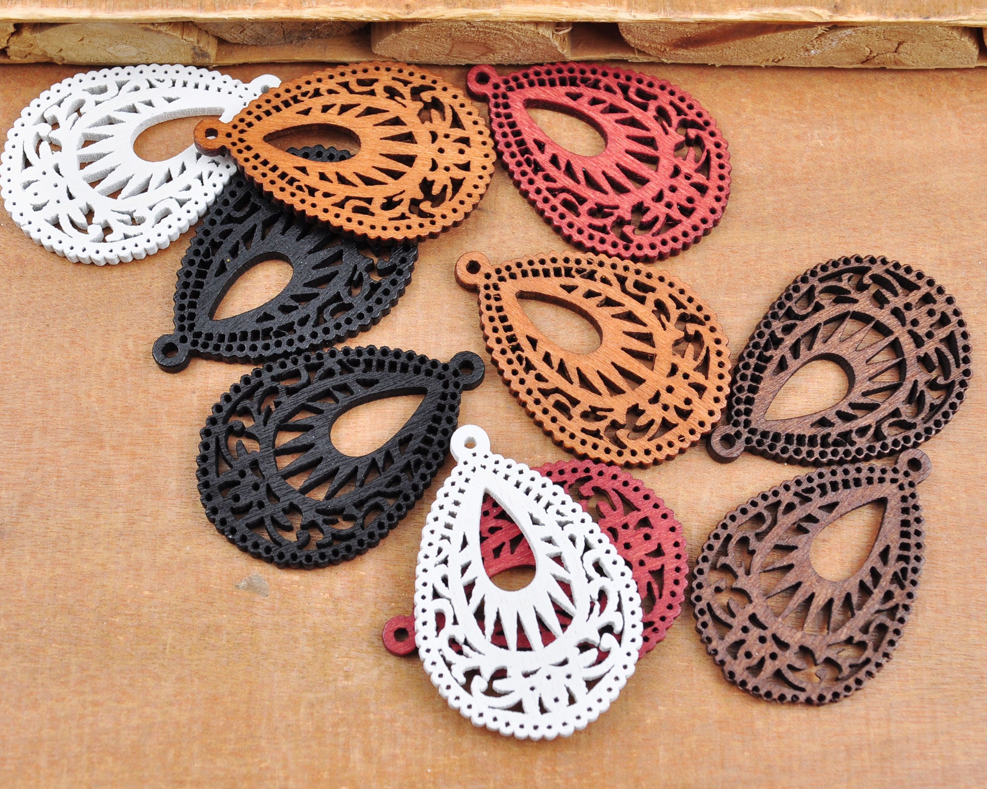 10-100 Small Teardrop Filigree Wooden Earring Charms,Black/Coffee/Wine Red/White/Brown Painted Wood Earring Pendant,Wholesale Wood Jewelrys
