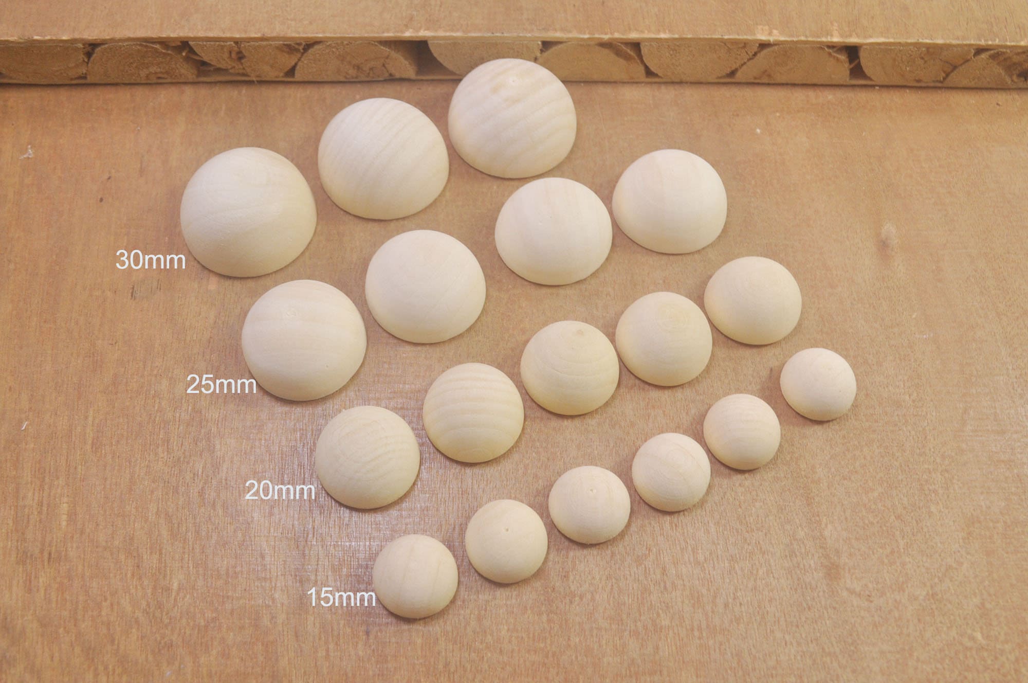 12-40mm Half Unfinished Wooden Balls Natural Split Wood Ball Wood Craft  Balls Small Half Round Wooden Balls for Paint DIY Craft