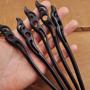 High Quality Heart Ebony Wood hair stick,Hand fine carved wood hairpin simple smooth Black wood hair stick,Shawl Pin Fork Hair Stick，17.8cm