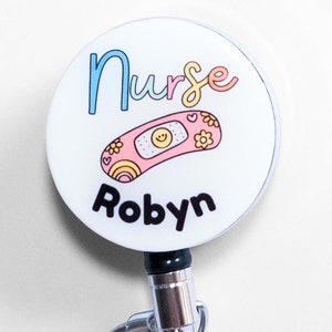 Carrete de credencial resistente con nombre personalizado para enfermeras.