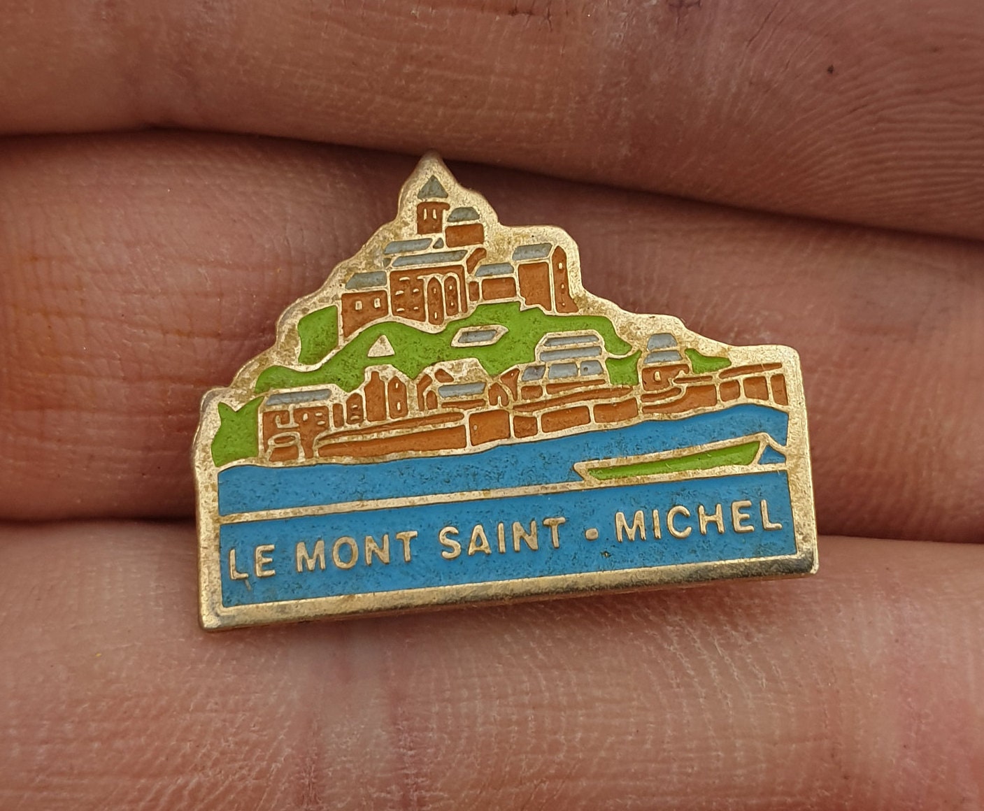 france pin gift Mont Saint Michel france church Mont Saint Michel pin old france pin gift idea badge vintage