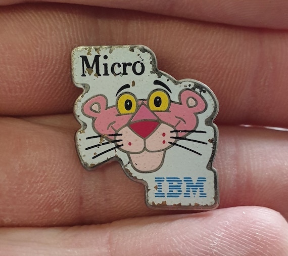 Pink panther, pink panther pin, pink panther badge