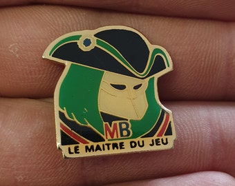 Getränge Pin Badge NESTLE NESQUIK
