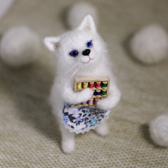 Tiny Blanc Kitty Chat Farci Chat Mignon Chaton Blanc Cadeau Etsy Tiny Blanc Kitty Chat Farci Chat Mignon Chaton Blanc Cadeau Etsy
