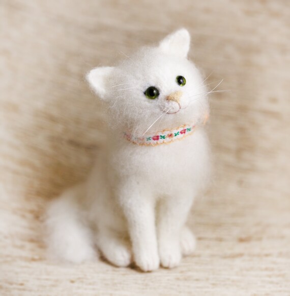Chat Farci Chat Mignon Chaton Blanc Petite Amie Cadeau Peluche Etsy Chat Farci Chat Mignon Chaton Blanc Petite Amie Cadeau Peluche Etsy