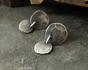 boucles d'oreilles, clous d'oreilles en argent sterling brut, argent oxydé,