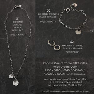 greenFORM - argent sterling oxydé et péridot brut - feuille de ginkgo biloba - cadeau pour elle image 3