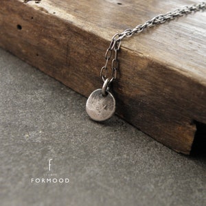 Silver delicate necklace - dot necklace