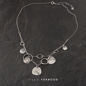 Oxidierte Sterling Silber Halskette: Zarte Schicht Design
