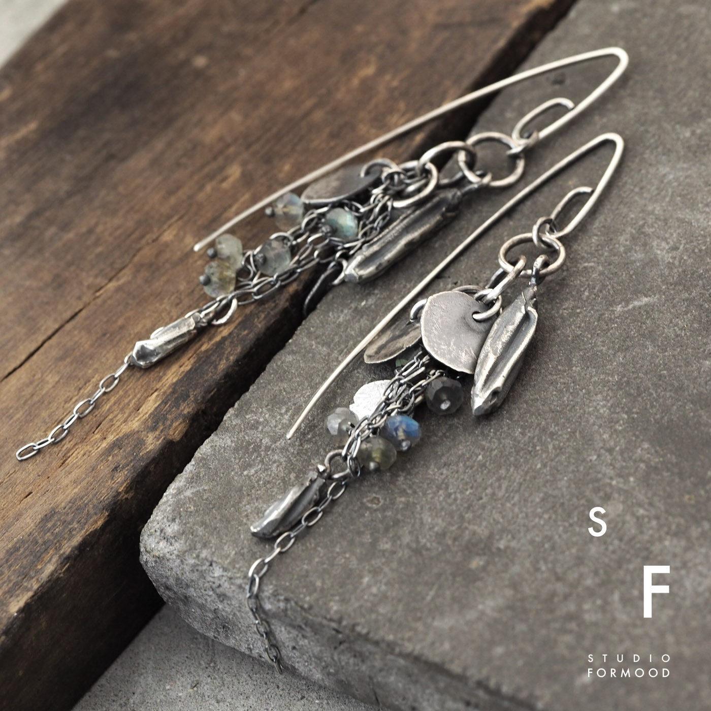 Form012 - Labradorite  and oxidized sterling silver Earrings