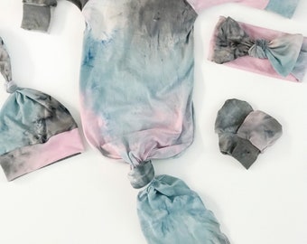 Blue Pink Gray Tie Dye Long Knotted Sleeper Newborn Baby Girl Boy Gender Reveal Neutral Gown Hospital Coming Home Outfit Hat Headband Mitten