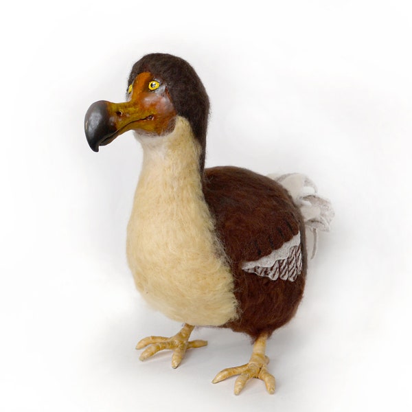 The Dodo-extinct flightless bird of Mauritius-Wildlife lifelike felt art. Ornithologist Gift
