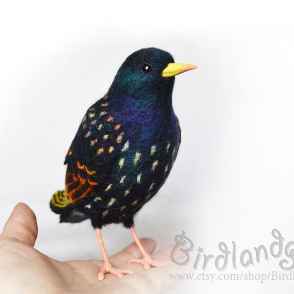 Common Starling also known as the European Starling - Realistic felt toy - Felting bird. Lifelike felting animal. Birdwatching perfect gift.