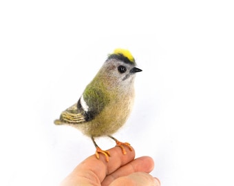 The felt bird- Goldcrest's handmade naturalistic sculpture in Waldorf style for your kids and beloved people.