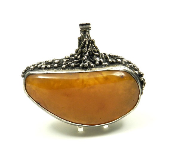 Antique Egg Yolk Natural Baltic Amber Pendant, c.… - image 2