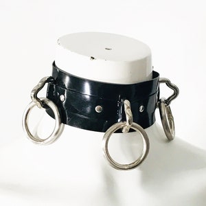 Latex Rubber Collar with 3 Orings