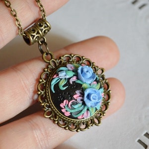 Blue flowers Pendant Handmade Floral jewelry Romantic Necklace, Cute gift for her Flower pendant Gift for mom, gardent Nature Necklace boho
