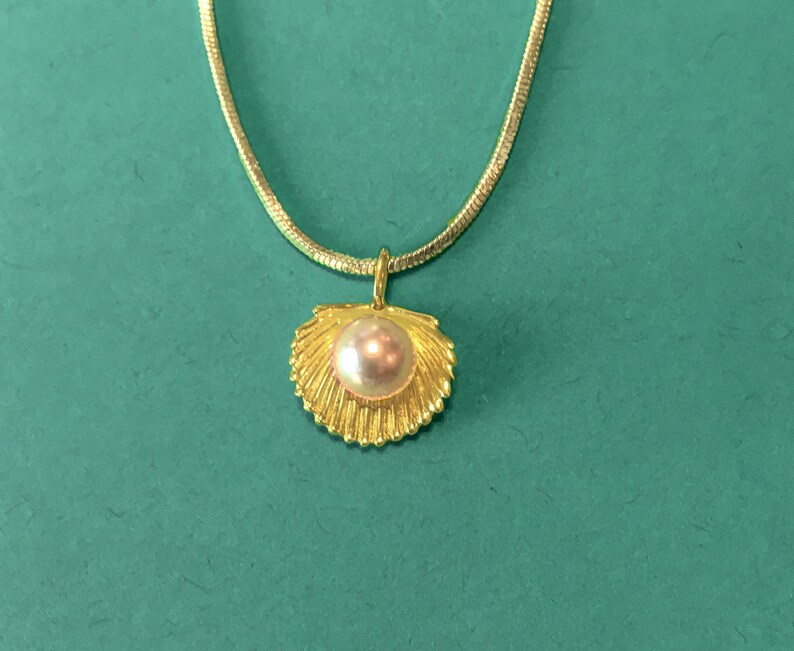 Gold Clamshell & Pearl Necklace Gold Plated Necklace Etsy