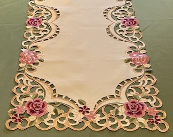 Pink Green Gold Rose Floral Embroidery Oblong Table Runner Cutwork flower edge  kitchen Dining Cream Base Cloth