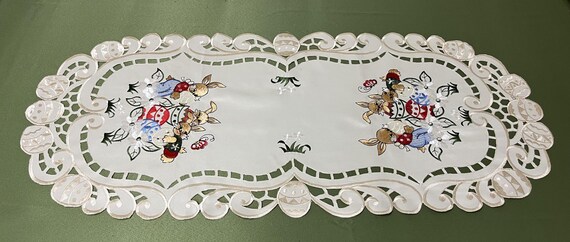 Camino De Mesa De Pascua, Primavera, Conejos, Huevos, Camino De Mesa