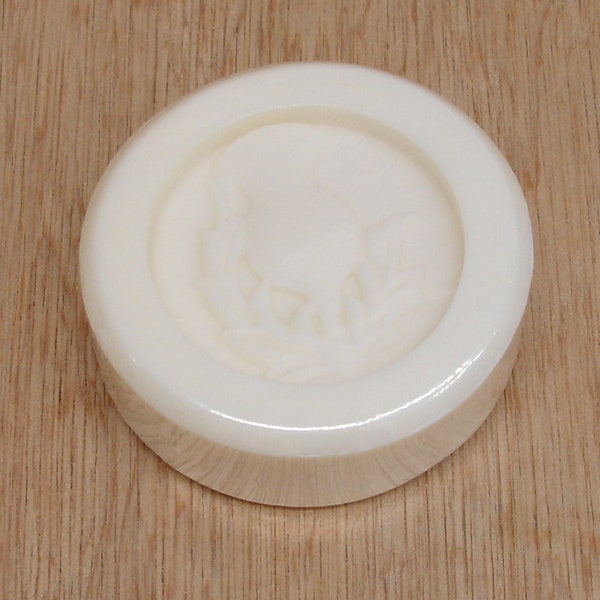 100g Scottish Scots Thistle Embossed Round Soap White Bathroom Bath Guest Washroom Shower Toilet