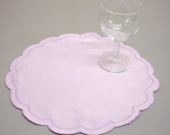 Pack of 4 30cm  12" Round Lilac Scalloped  Edge Doilies Place Mats Kitchen Dining Sideboard P30L