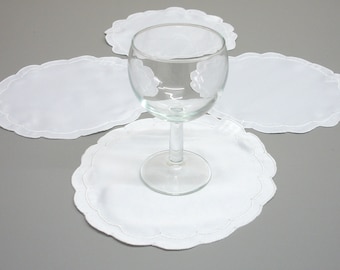 Pack of 4 20cm  8" Round White Scalloped  Edge Doilies Place Mats Kitchen Dining Sideboard P20W