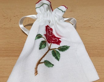 10 Rouge Rose Brodé Cordon de Serrage Sacs Linen Effect Tissu Vert Marron Blanc Broderie Ruban Blanc Pullcord Artisanat Lavande Cadeau Floral