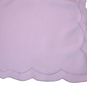 Mantel cuadrado de tejido satinado lila liso, borde festoneado, mantel de cocina, comedor, 4 plazas