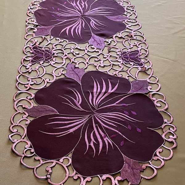 Deep Purple Lilac Aubergine Floral Embroidery short Oval Table Runner Cutwork scalloped edge  kitchen Dining Purple Base Cloth trellis