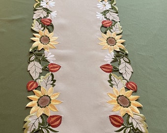 Brown Yellow Gold Green Sunflower Embroidered Cutwork  Narrow Oval Table Runner flower head kitchen Dining Centre Piece Decorative Feature