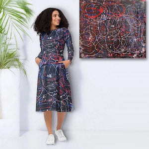 Trendsetter designer long-sleeved midi dress with side pockets - Colorful blue-purple-red summer dress in art painting look