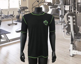 Men&#39;s Slim Fit Black Bamboo Bodybuilding Stretch T-Shirt - The perfect fitness breathable shirt with cell phone pocket on the market
