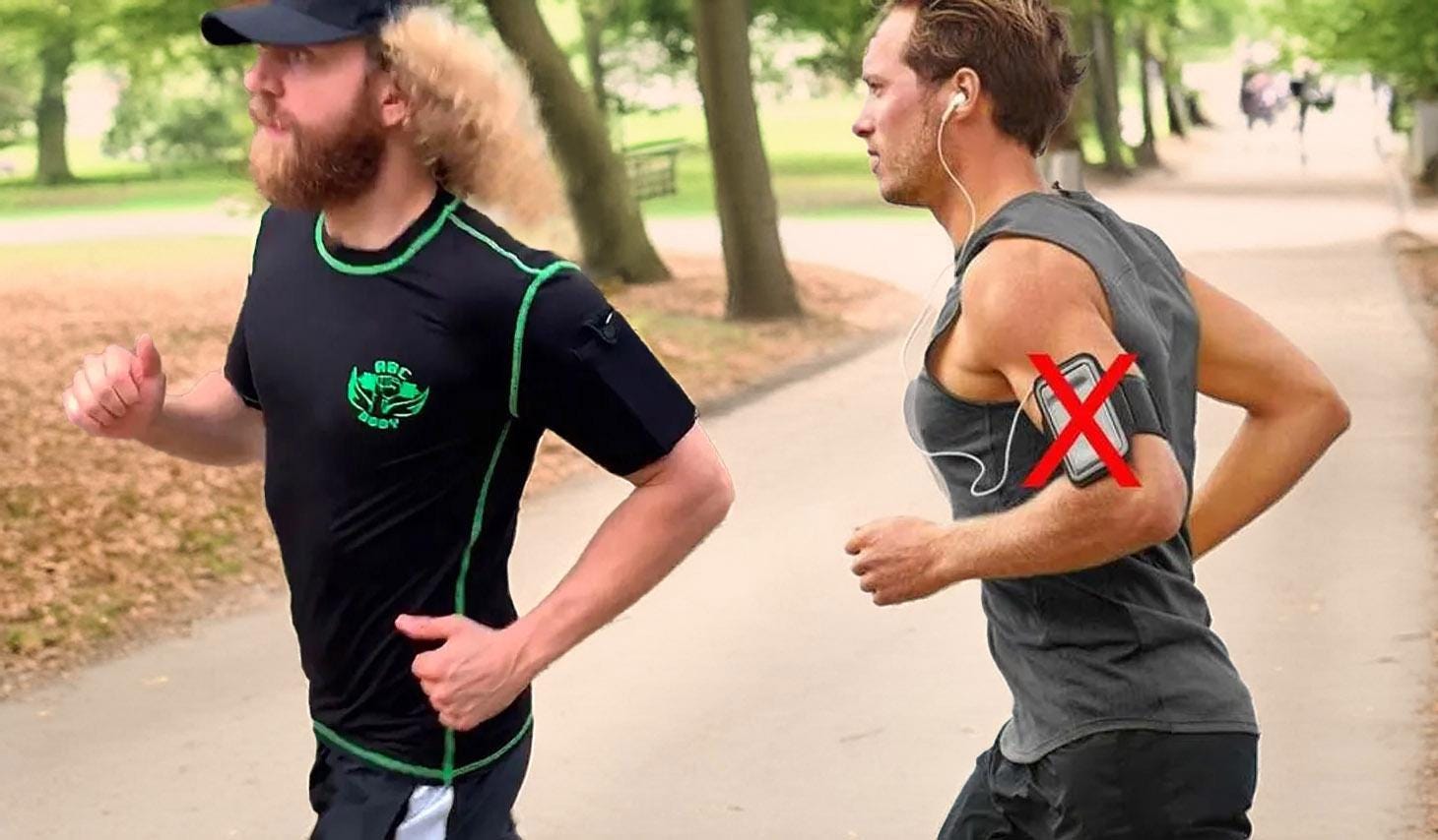 Men's fitness jogging t-shirt made of black bamboo with mobile phone pocket - The perfect breathable and stretchy shirt on the market