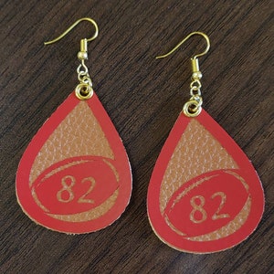 Pendientes de cuero personalizados con diseño de balón de fútbol, pendientes con la mascota del equipo. imagen 10