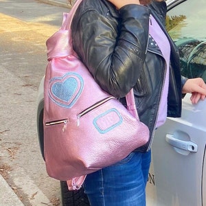 Sac à dos en cuir métallisé scintillant – Fait main et accrocheur