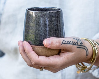 Black Pottery mug, Ceramic Coffee Mug, Rustic Pottery Mugs, Handmade ceramic cup, Pottery Gift, Housewarming Gift, Ceramic Tumbler, Earthy
