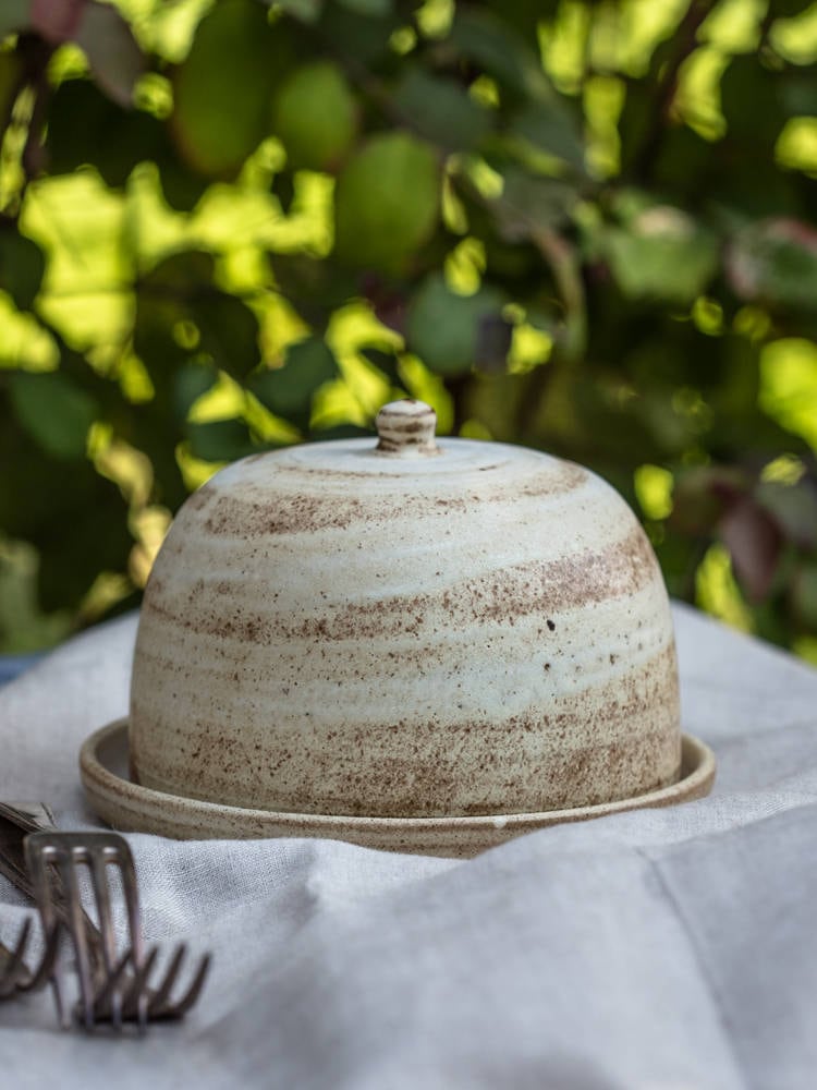 Plat de Beurre Poterie, Plat avec Couvercle, Lidded, Européen Beurre, Service, en Céramique Rustique