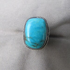 Anillo vintage de plata de ley con turquesa navajo