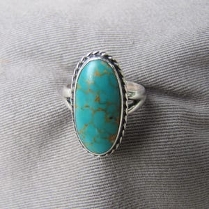 Anillo vintage de plata de ley con turquesa navajo